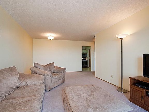 3rd image of 78 10th St E Unit 3105