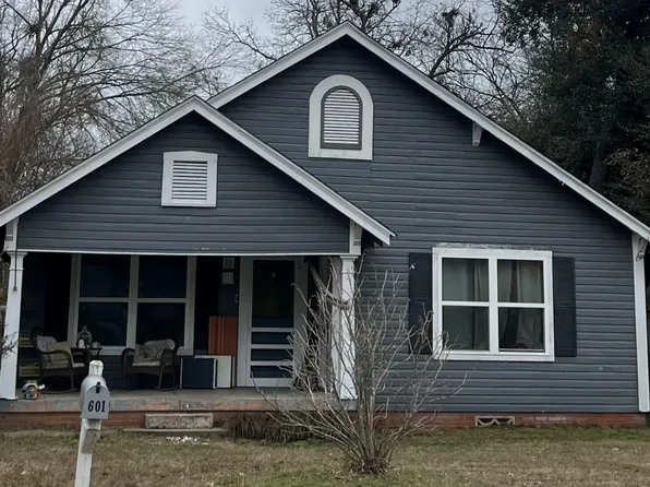 601 Walnut St, Gilmer, TX 75644