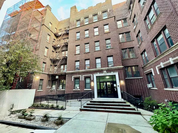 275 Harrison Avenue image 13 of 15