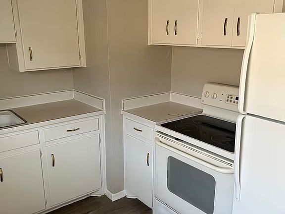 4th image of 1410 Ponderosa St APT 125