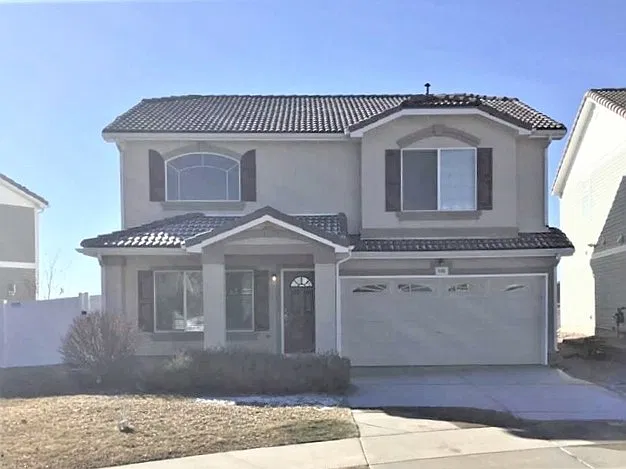 4 bed, 2.5 bath, 2079 sqft, $3,165 — Photo 1