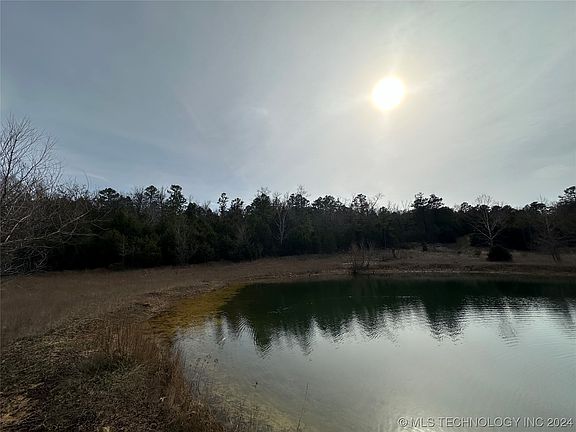 3rd image of 701 NE 1064th Ave