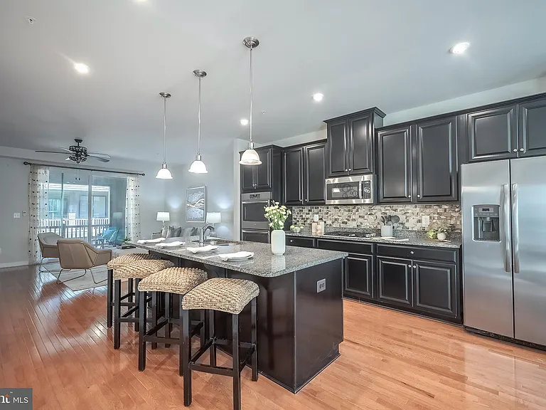 22308 Seabring Ter — Photo 17