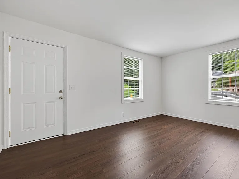 101 Valley View Cir — Photo 6
