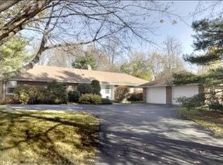 6046 Torrington Rd, Kalamazoo, MI 49009