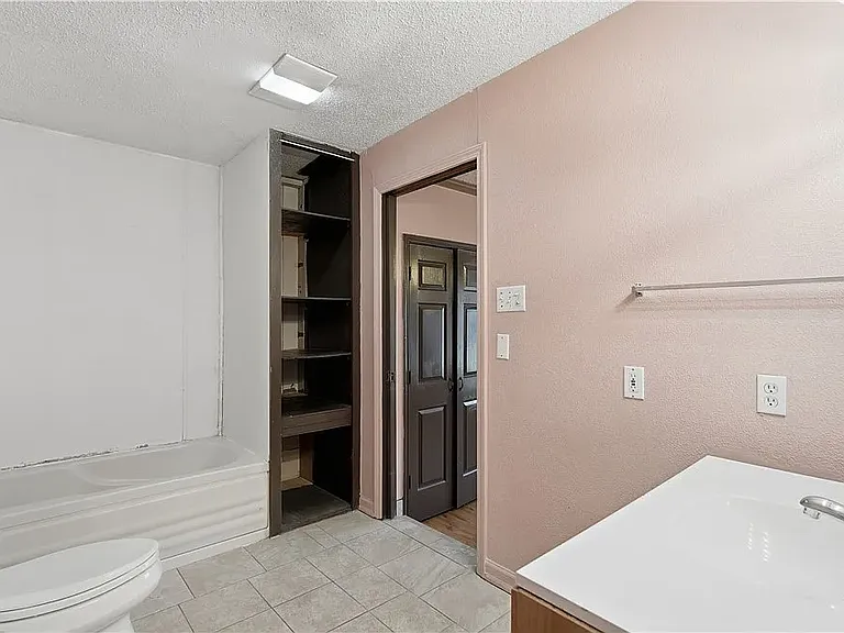 1321 Quail Ln — Photo 9