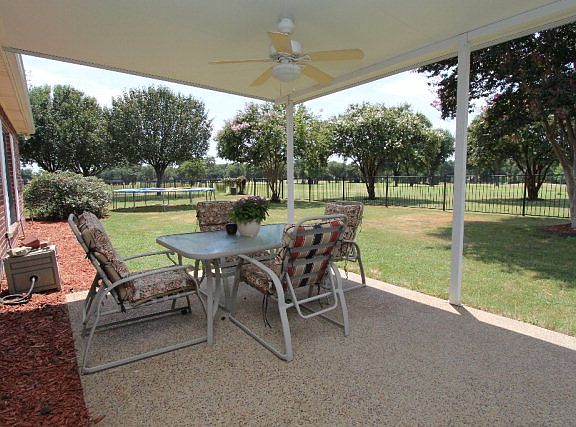 3rd image of 17700 Country Club Dr