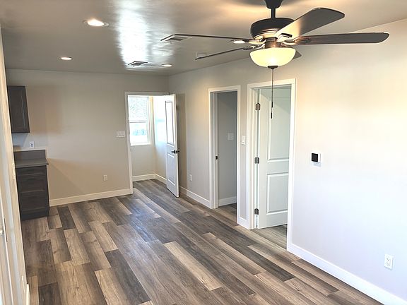 4th image of 3539 Luna Ave #2