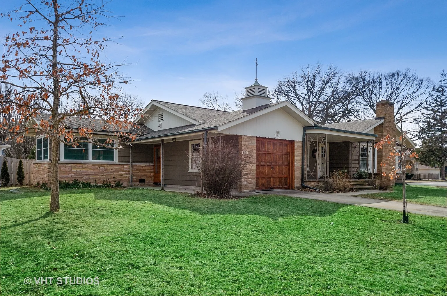 2960 Hartzell St photo 1