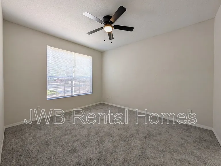 13700 Richmond Park Dr N #1002 — Photo 16
