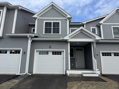 389 Old Farm Road, South Burlington, VT, 05403