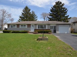 644 Elmgrove Rd, Rochester, NY 14606
