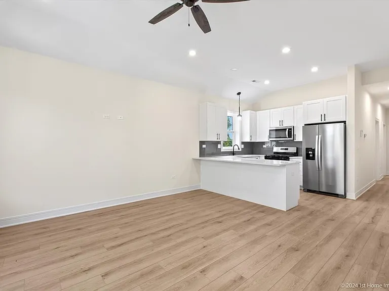 6517 S Drexel Ave #1 — Photo 3