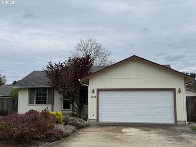 1216 E 3rd Ave, Sutherlin, OR, 97479