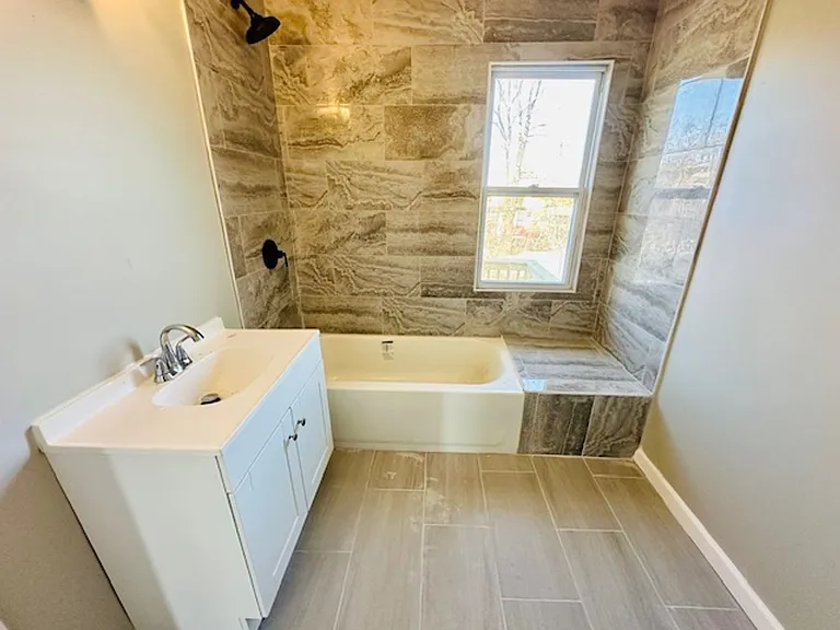 2634 Lawrence St — Photo 7