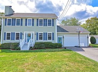 7 Asylum Rd, Warren, RI 02885