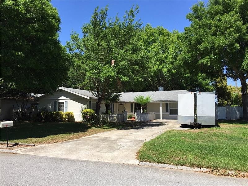 1st image of 1214 Carolyn Dr