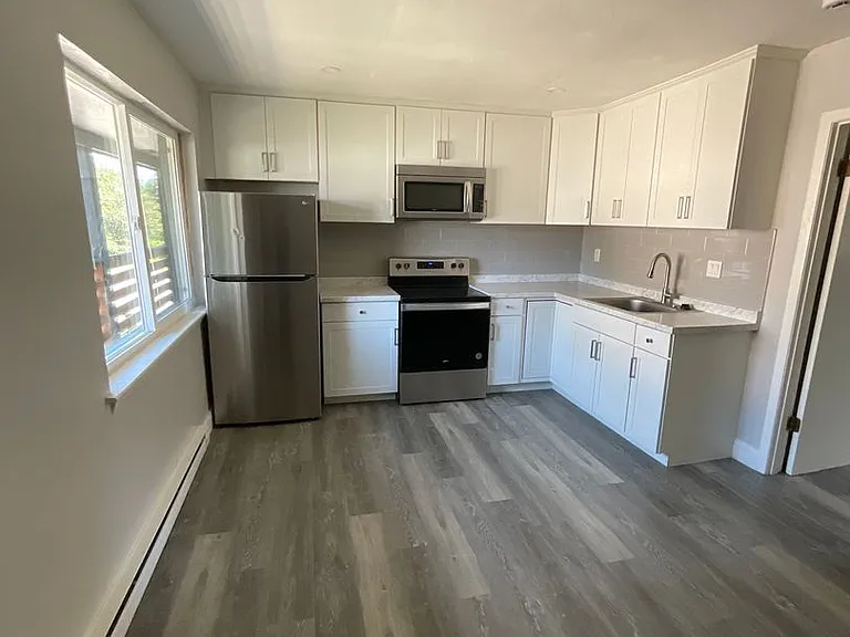 2915 Pleasant Ave — Photo 5
