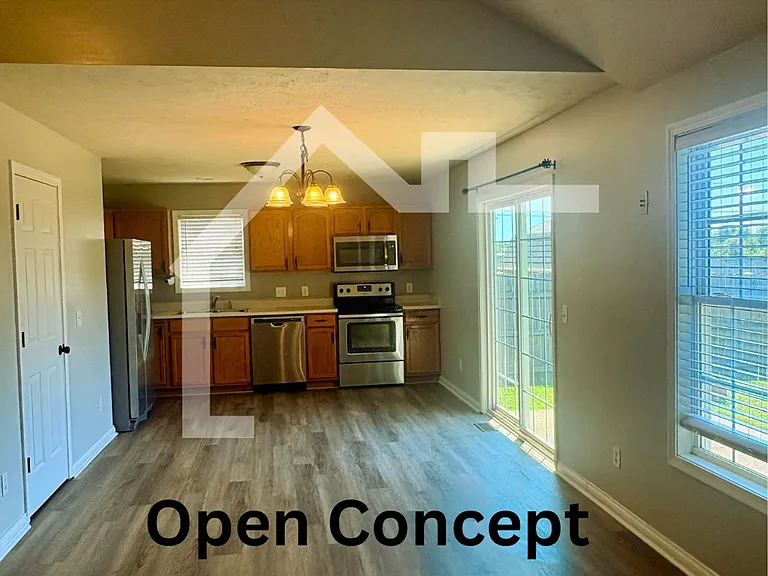 4709 Rathbone Dr — Photo 6