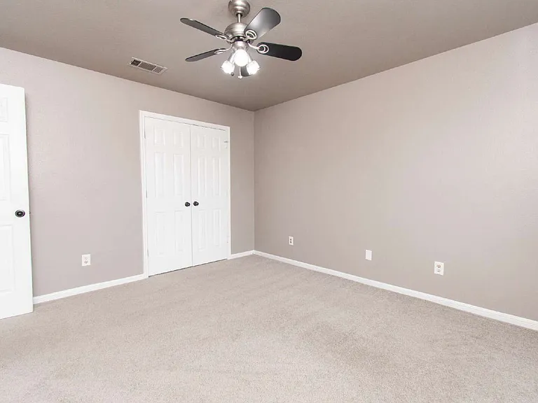 4004 Bull Run Dr — Photo 3