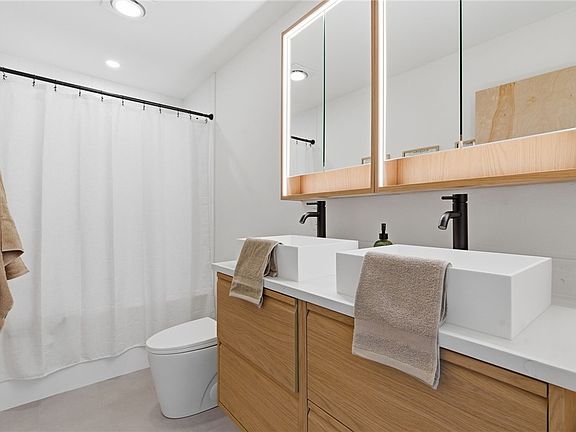 5th image of 1244 NW A St
