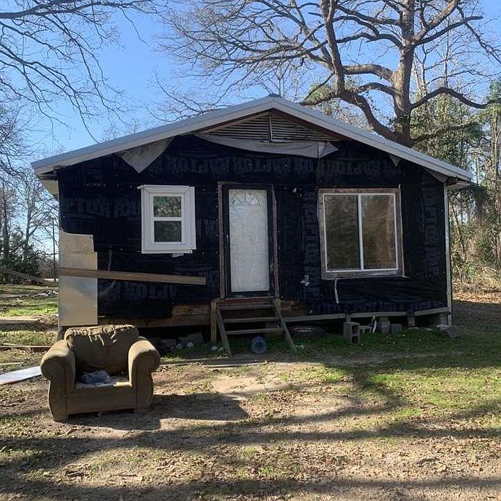 1st image of 1860 San Saba St Lot 105