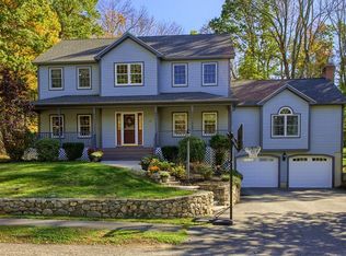 58 Settlers Ridge Rd, North Andover, MA 01845