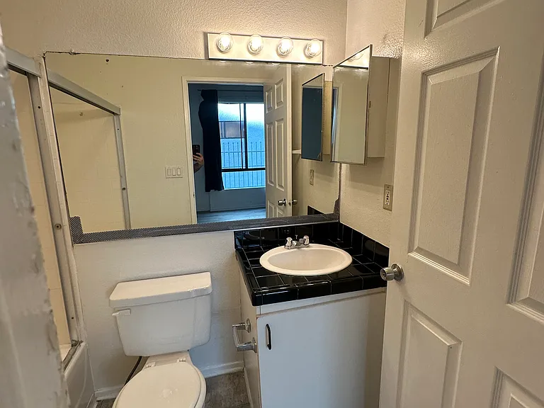 Bedroom 2 En-suite Bathroom