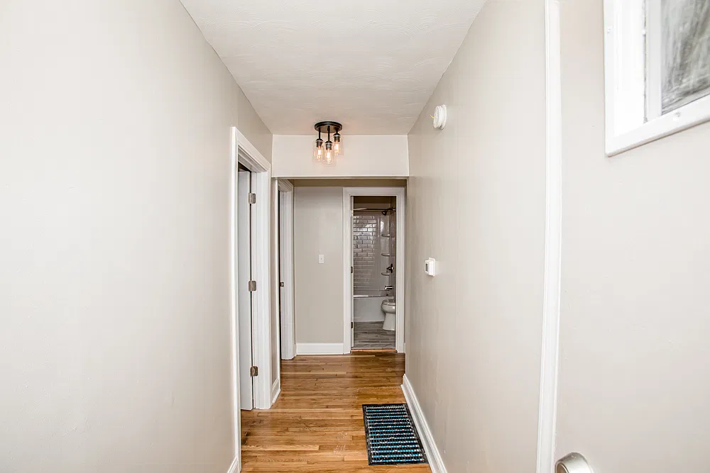 3 bed, 1273 sqft, $1,800 — Photo 4
