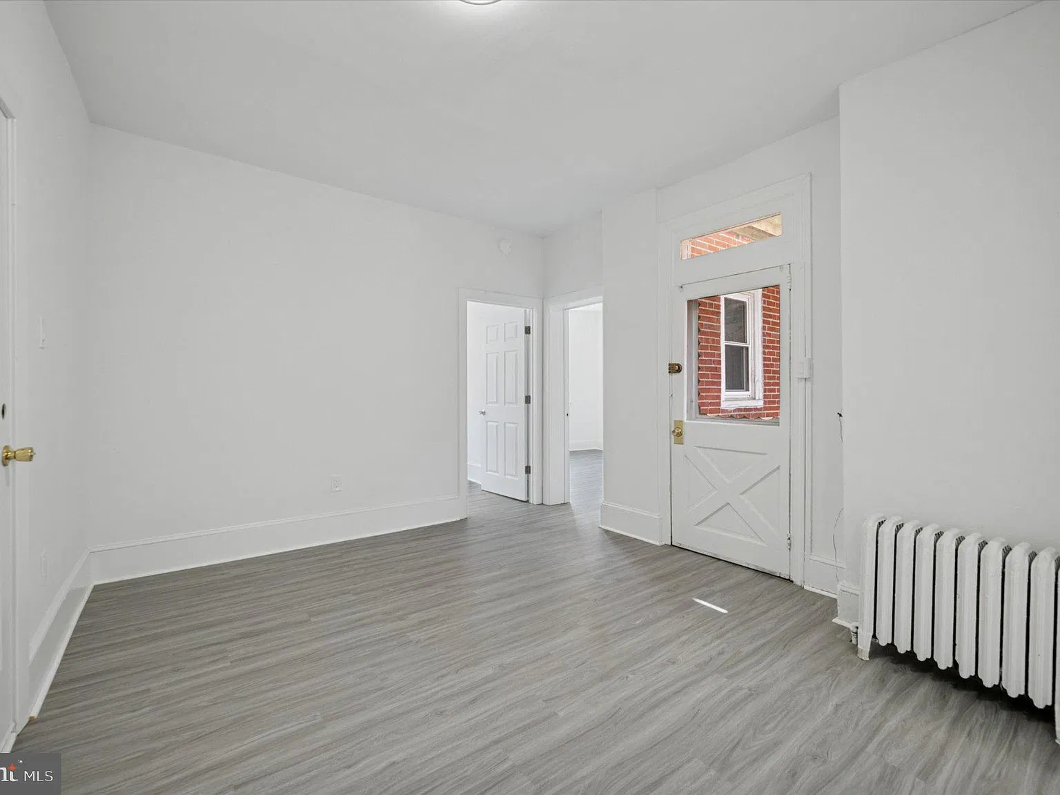 1 bed, 1.0 bath, 650 sqft, $1,100 — Photo 2