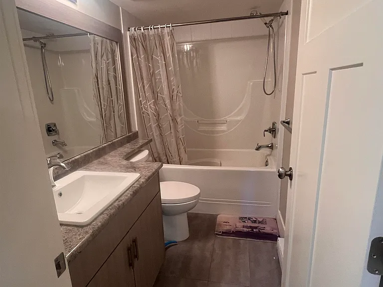 1331 Greenbank Ct #SEMI-BASEMENT — Photo 5