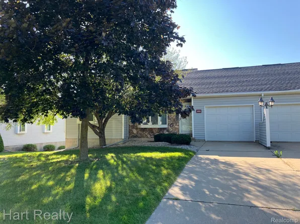 4864 Valley Dr #85, Cass City, MI 48726