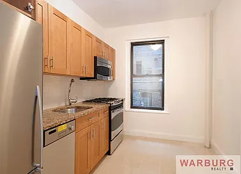 Rented by Warburg