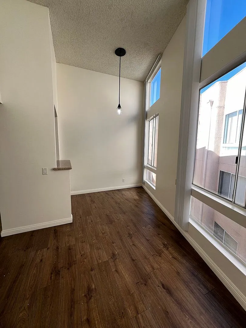 807Bunk — Photo 4