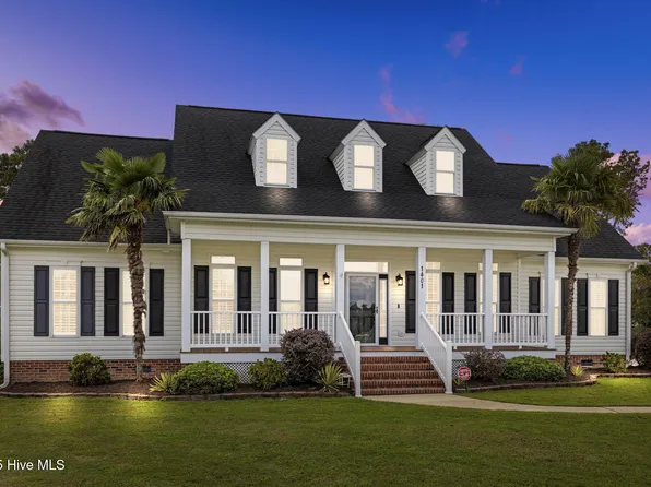 1401 Dills Creek Lane, Morehead City, NC 28557