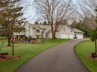 745 Treetop Ln SW, Oronoco, MN 55960