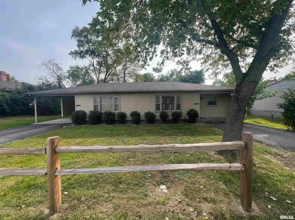 1505 N Glendale St, Marion, IL 62959