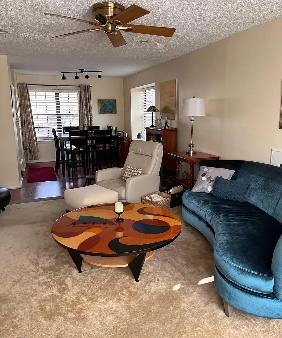 16 Wosniak Ct — Photo 2