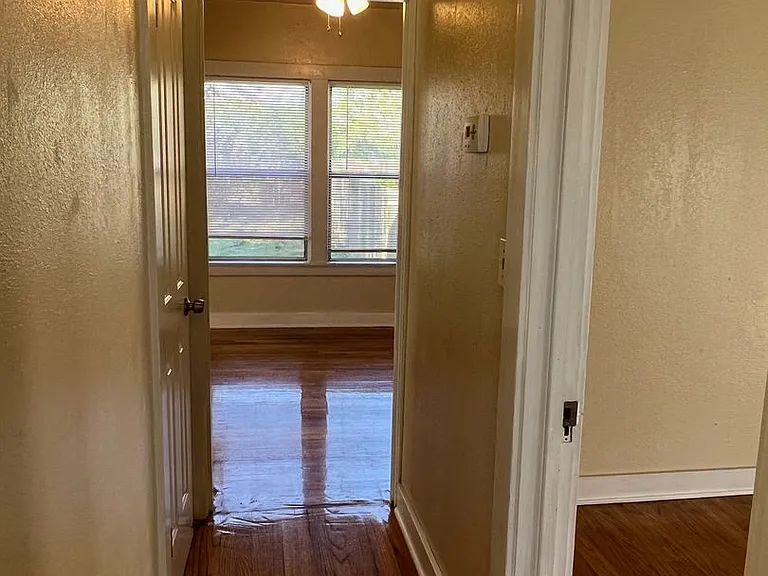 152 N Shasta St — Photo 10