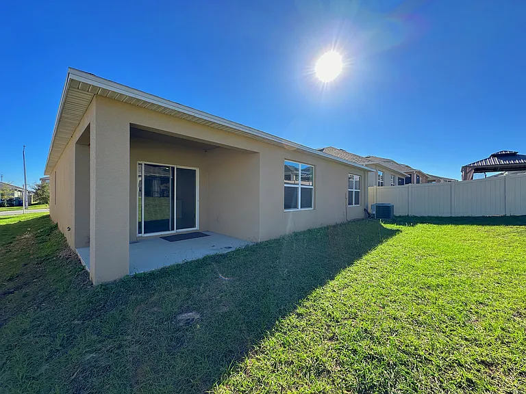 2681 Magnolia Ave — Photo 25