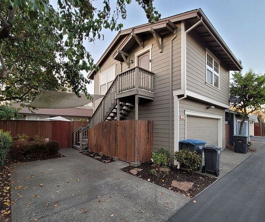 1st image of 634 McGinnis Cir #A