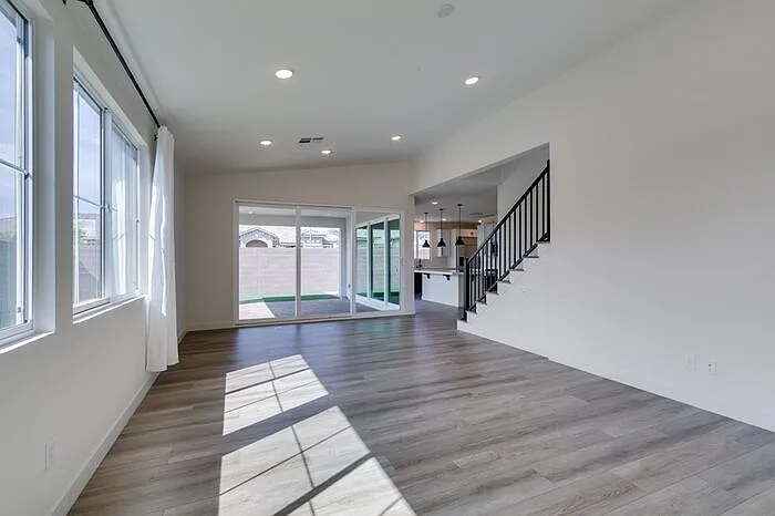 759 Faircliff Ct — Photo 13