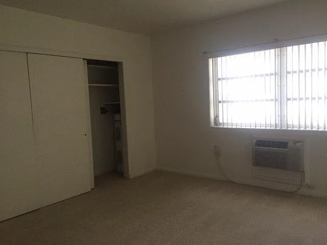 Large Bedroom