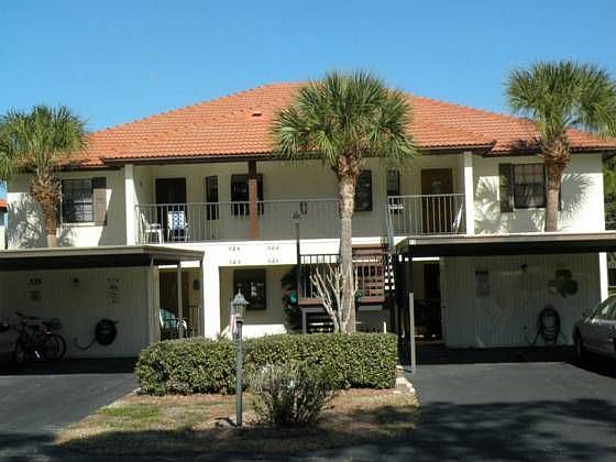 1st image of 321 Pine Hollow Cir