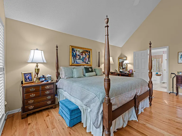8516 Wheeling Dr — Photo 27