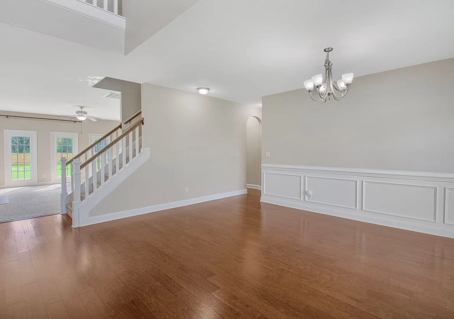 Huge 6 Bedroom Home In The Bluffs On The New River — Photo 3