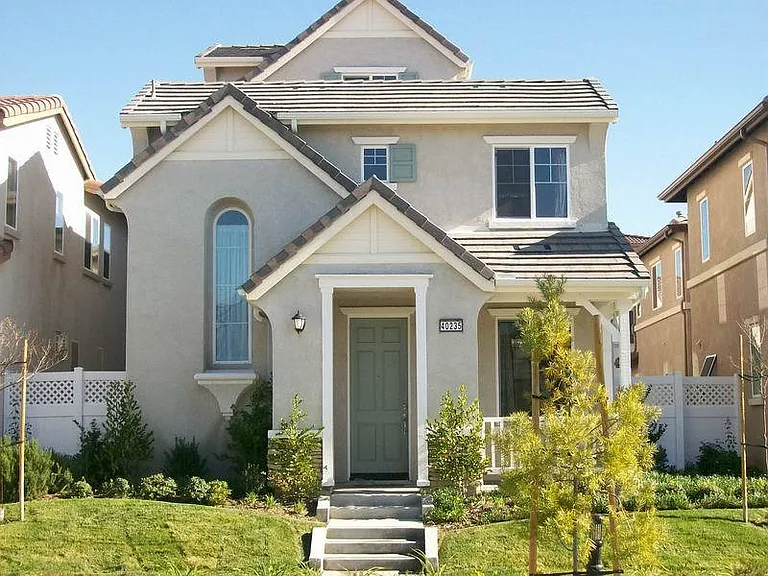 40235 Ayer Ln — Photo 1