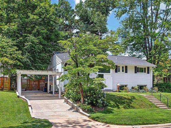 4th image of 10228 Hatherleigh Dr