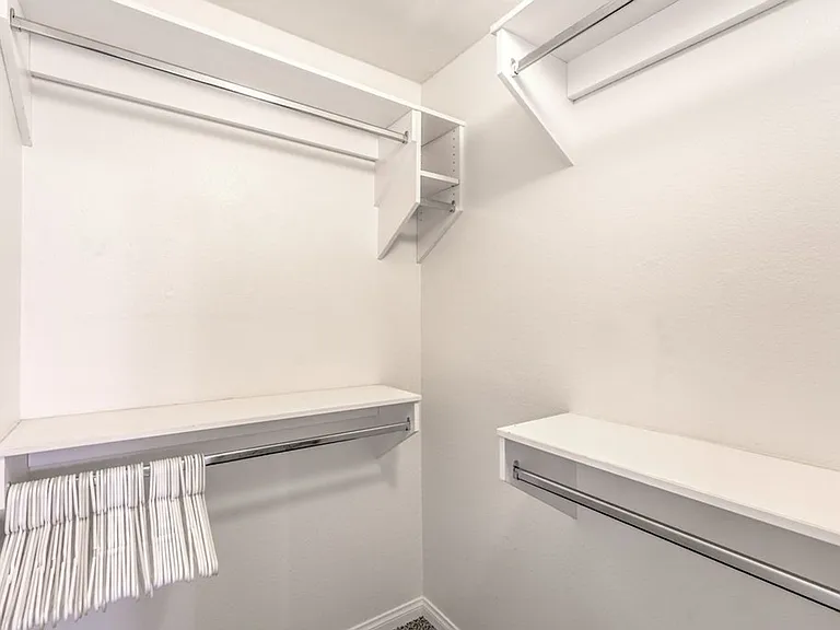 2200 Soutrh Fort Apache Rd — Photo 18