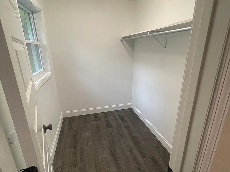 2nd Bedroom Closet